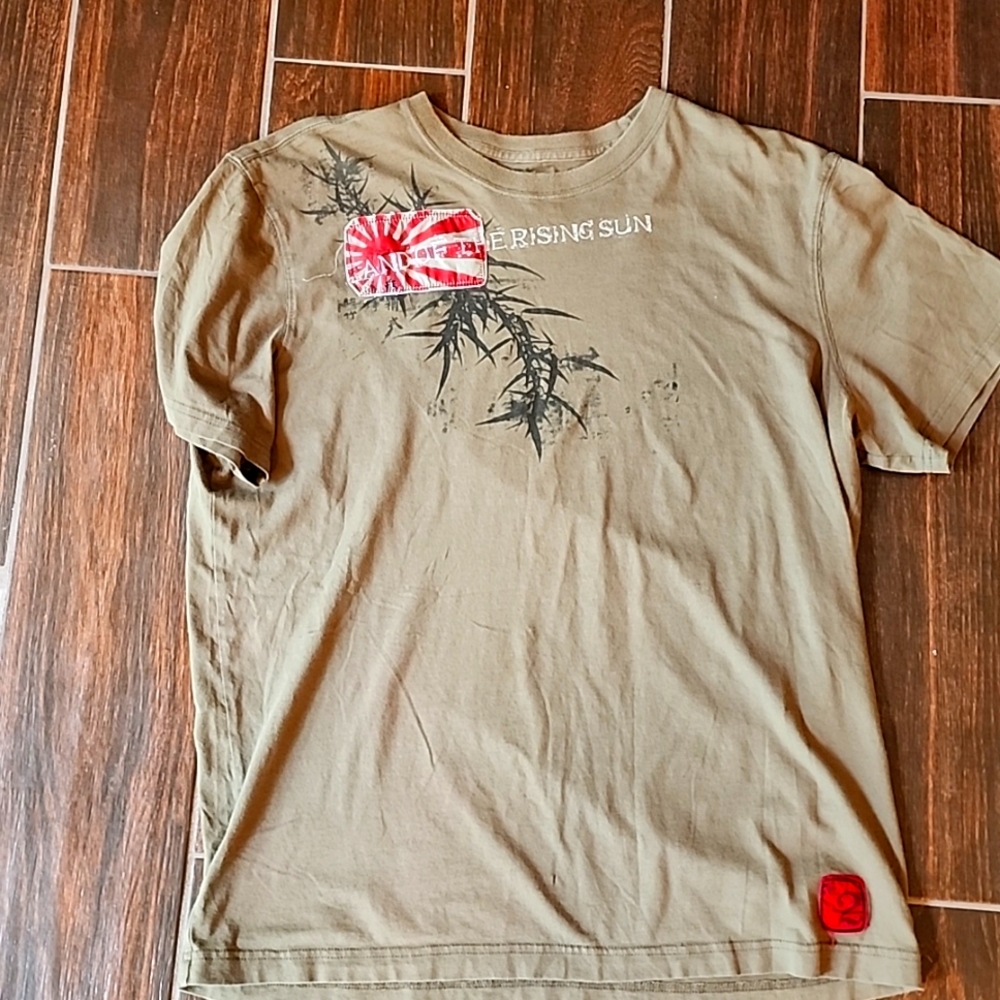 Good condition express graphic tee